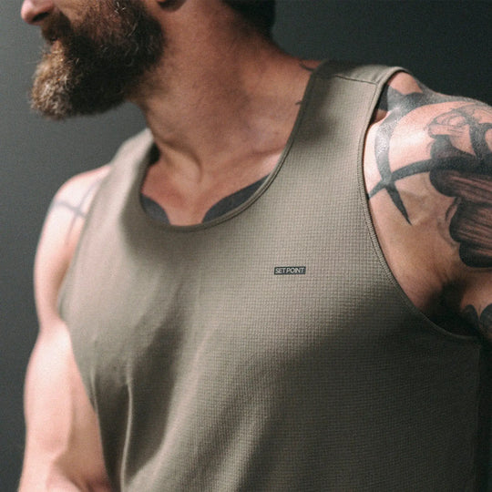 Set Point™ LW Crest Tank Top. A performance-first garment made for tactical athletics.