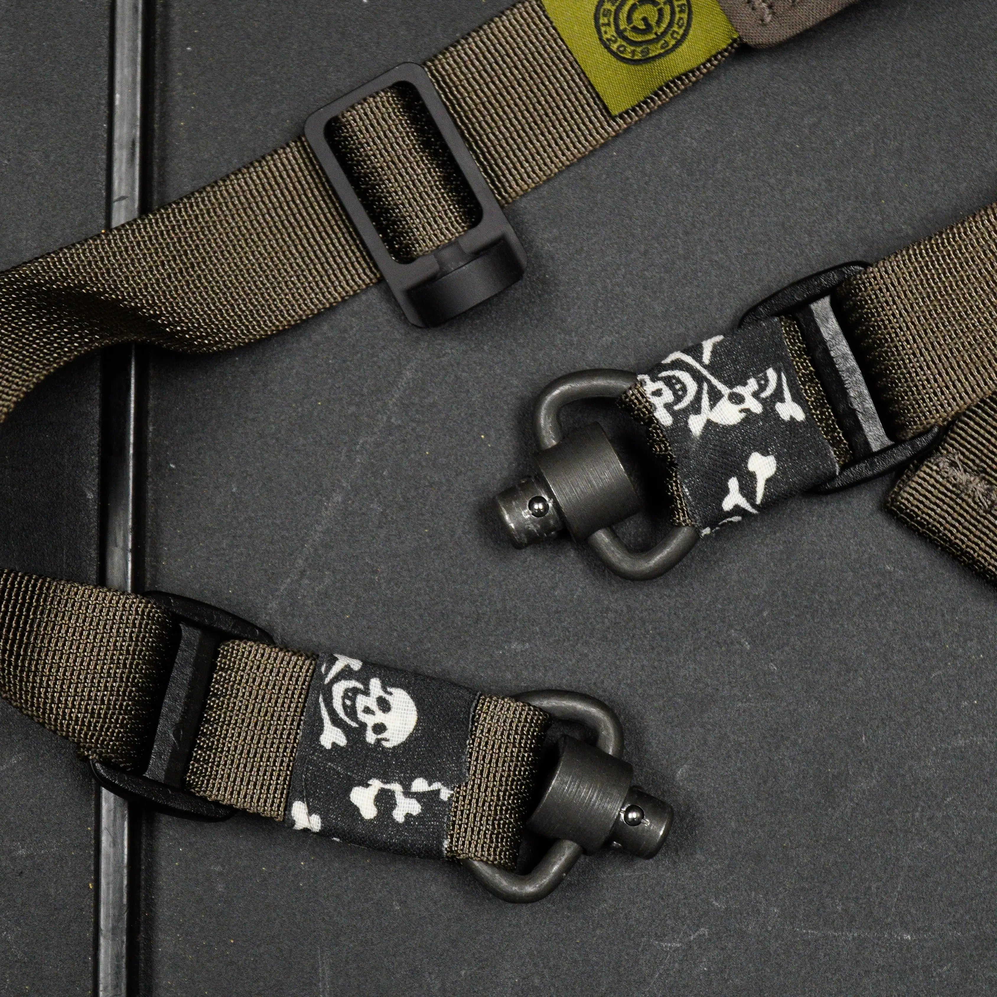 専用　Loop Clique The Foundation jkfrloopsilver.png?v=